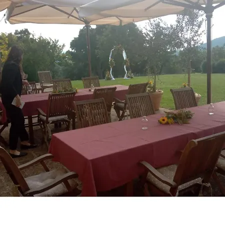 Tenuta Seripa 컨트리하우스 *